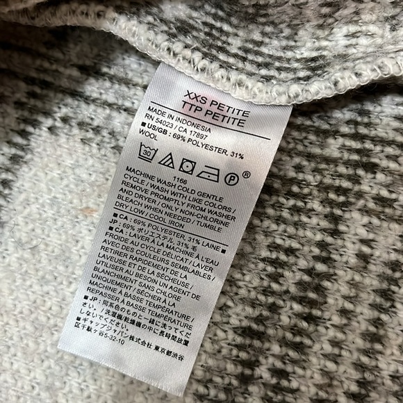 Banana Republic shacket - Picture 3 of 3